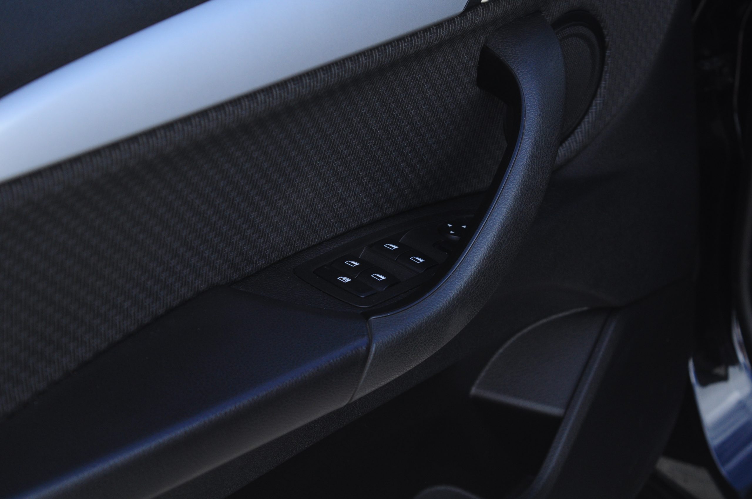 
								BMW X2 16d sDrive Usado com Garantia Faro Algarve cheio									