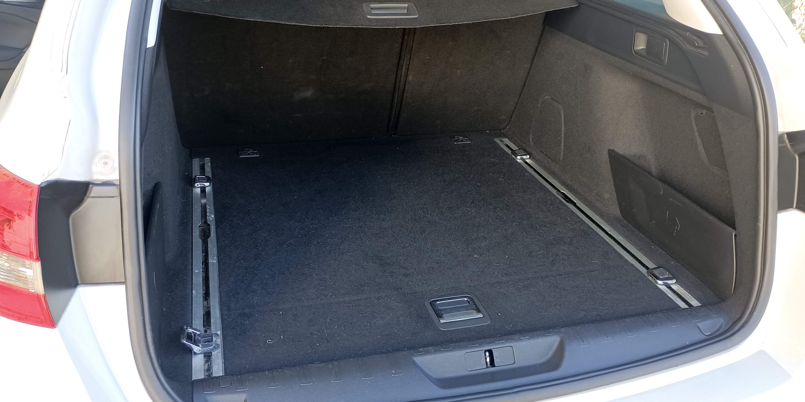 
								Peugeot 308 SW Usada – 119.000km – Gasolina – Ótimo Estado cheio									