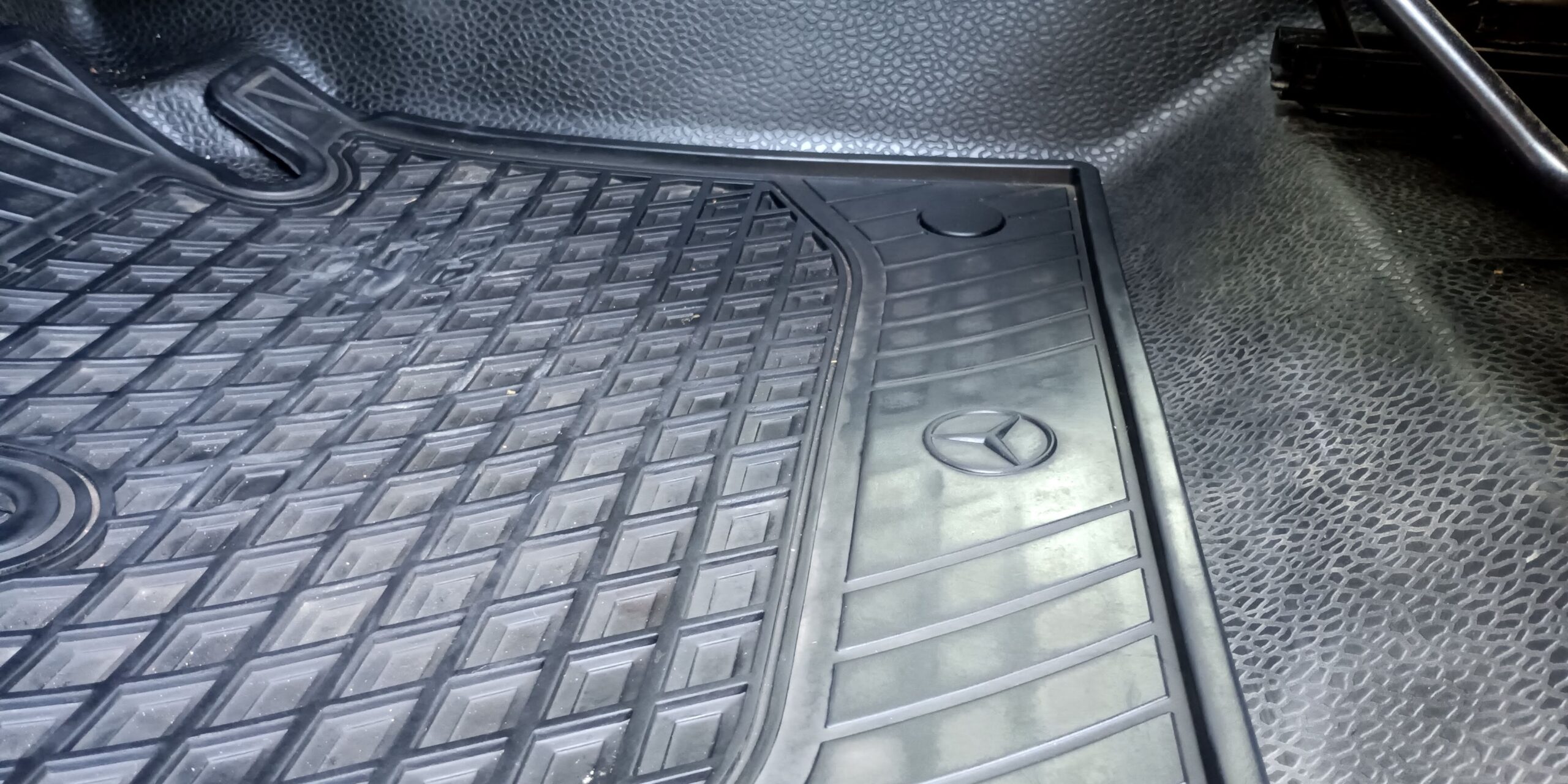 
								Mercedes-Benz Citan CDI cheio									