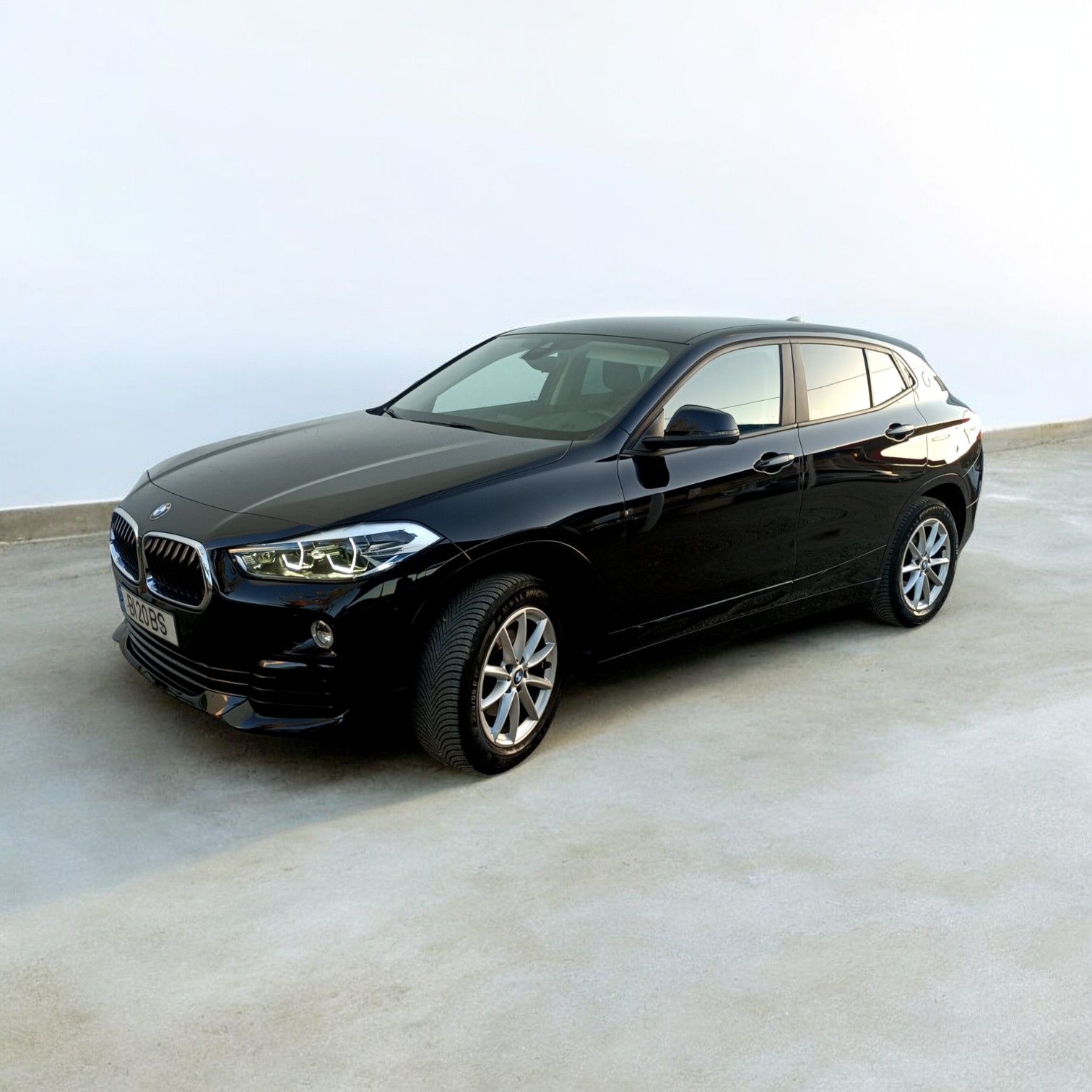 
								BMW X2 16d sDrive cheio									