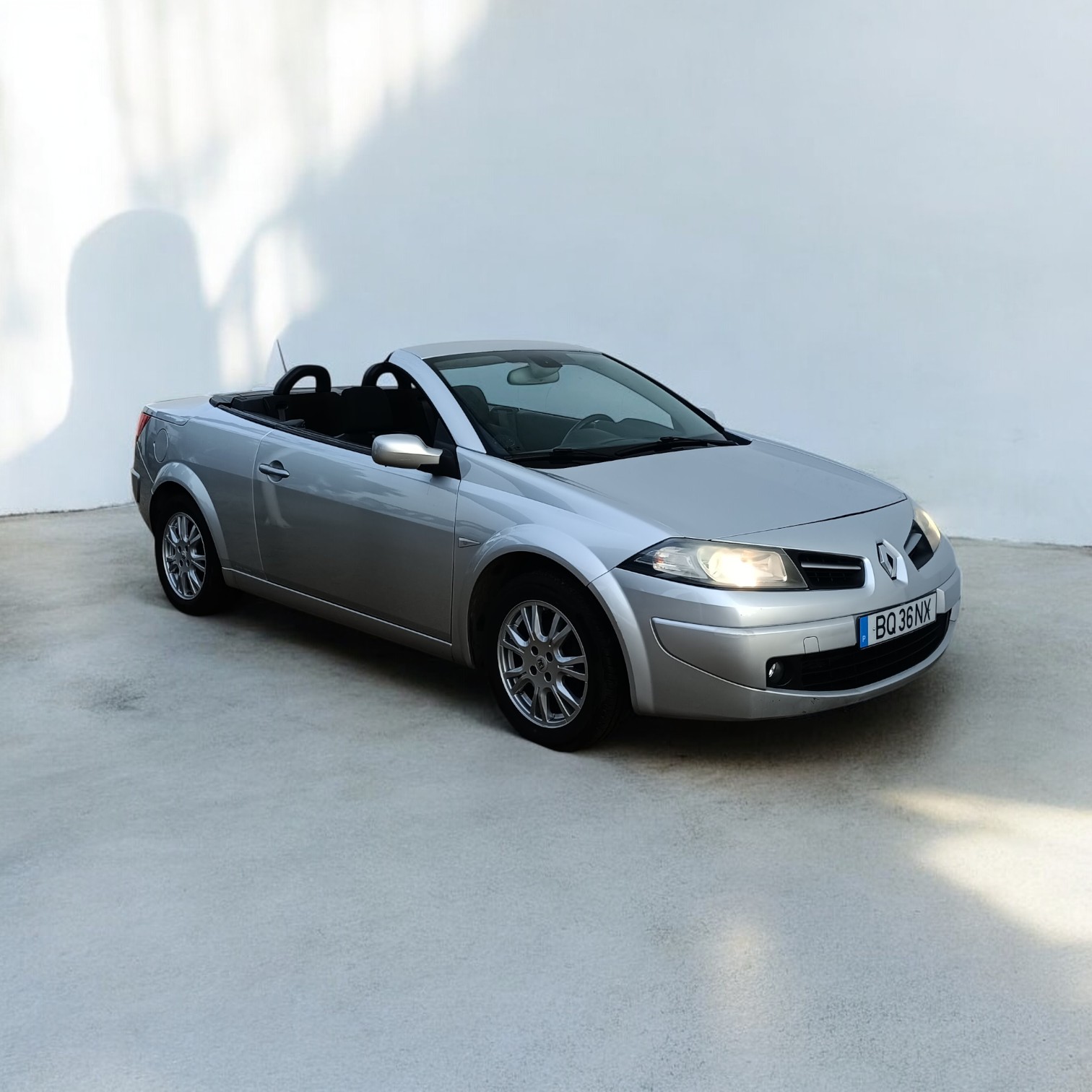 
								Renault Megane Cabrio DCi Karmann cheio									