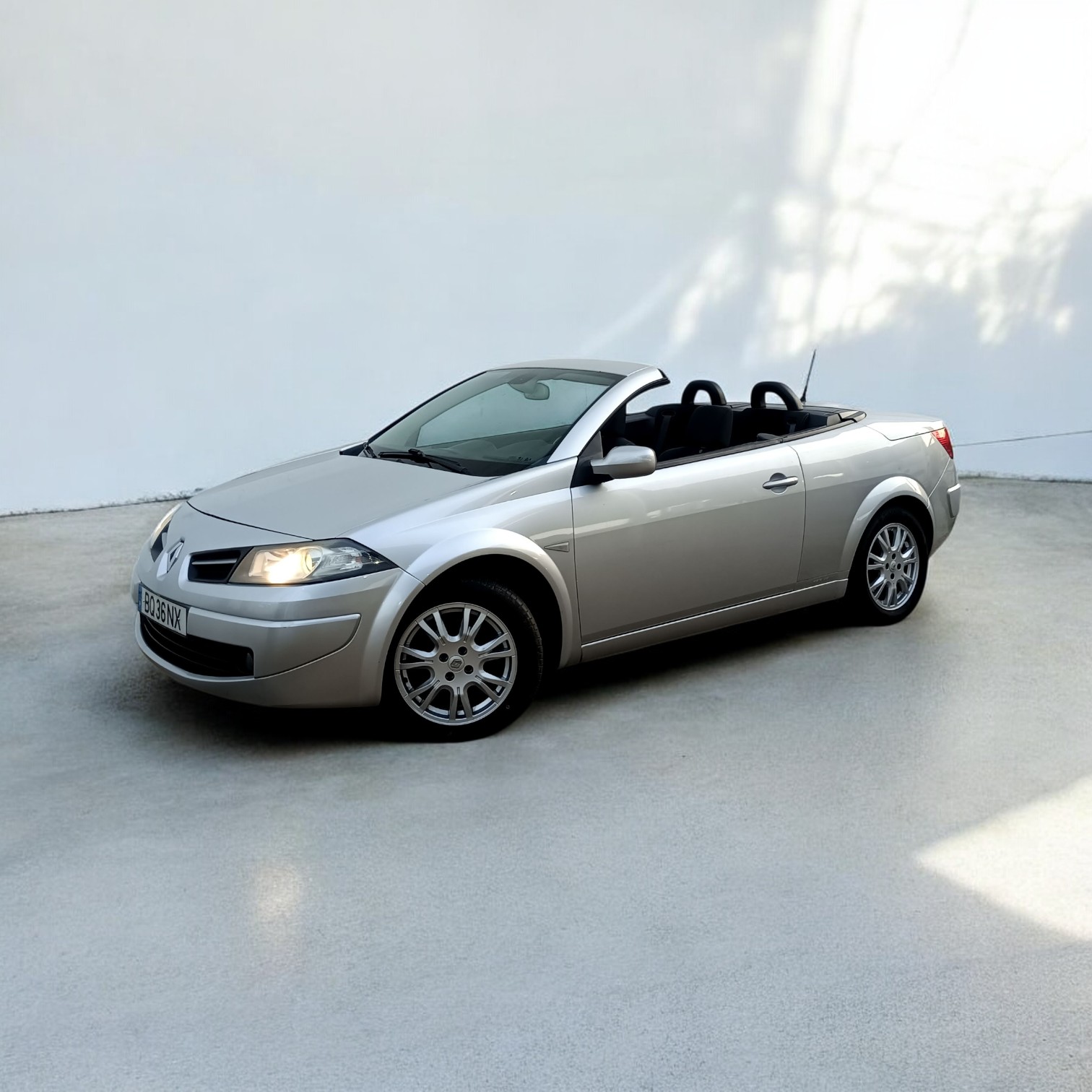 
								Renault Megane Cabrio DCi Karmann cheio									