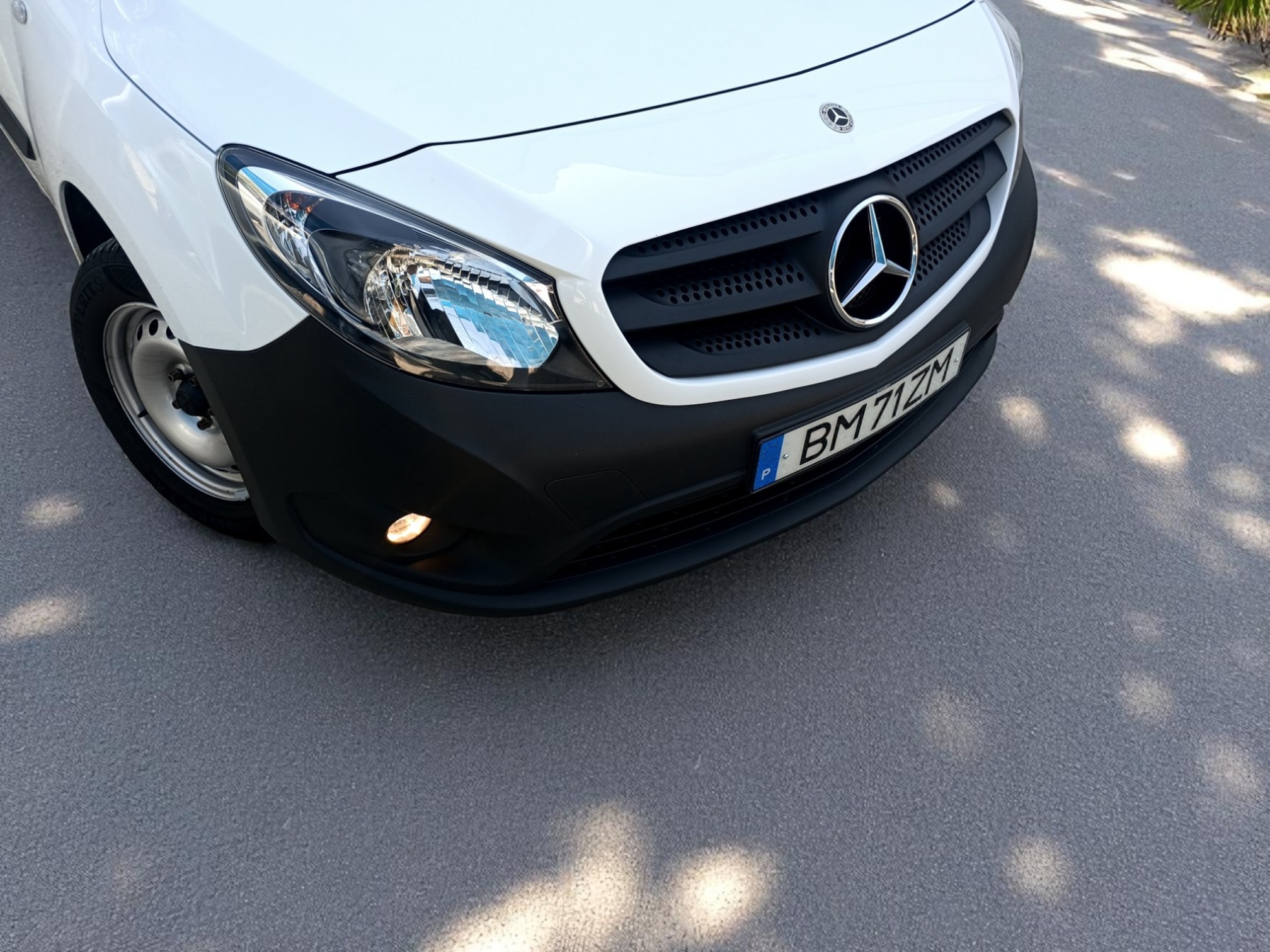 
								Mercedes-Benz Citan CDI Usada 2021 – Faro Alagarve cheio									