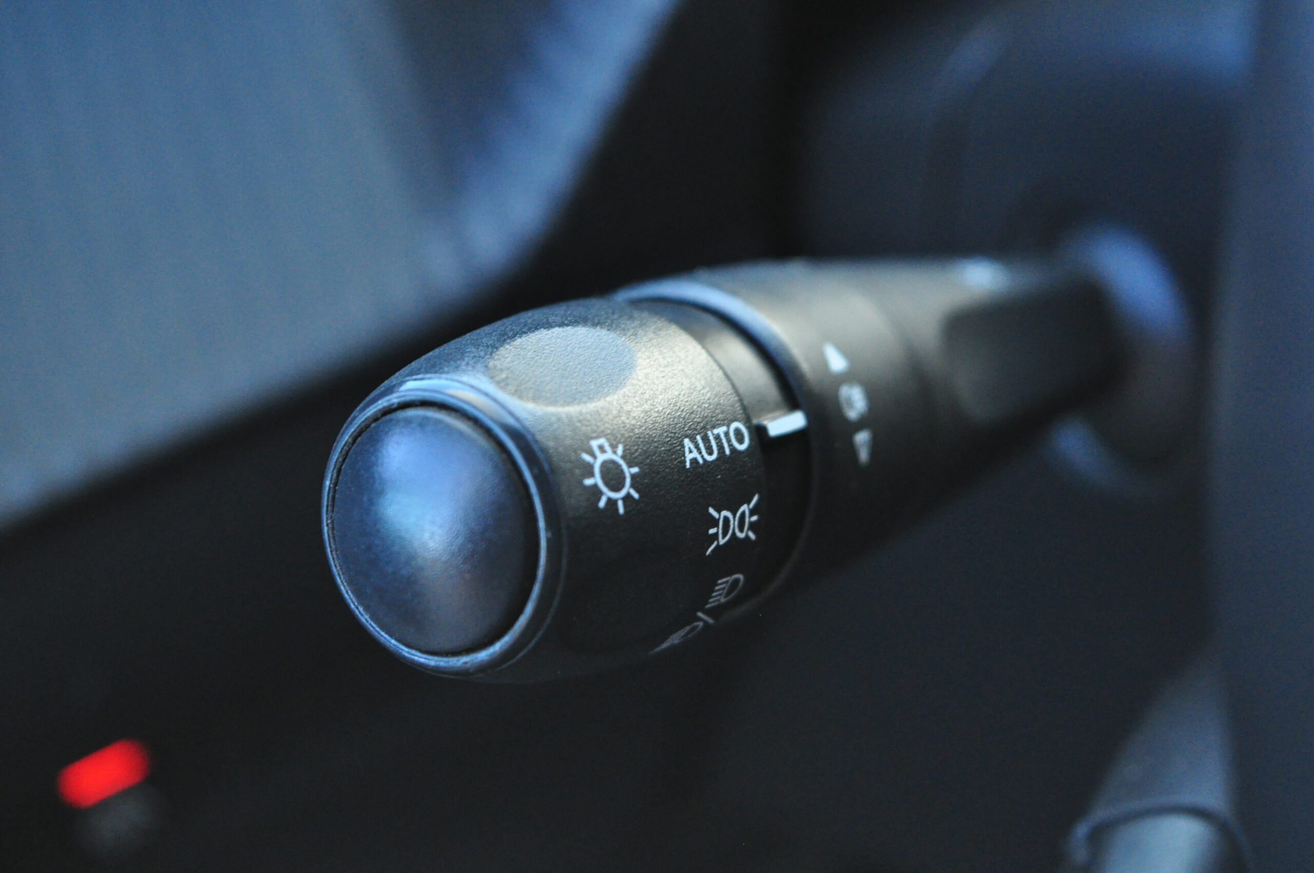 
								Peugeot 2008 BlueHDI 2020 – Usado – Gasóleo – Faro, Algarve cheio									
