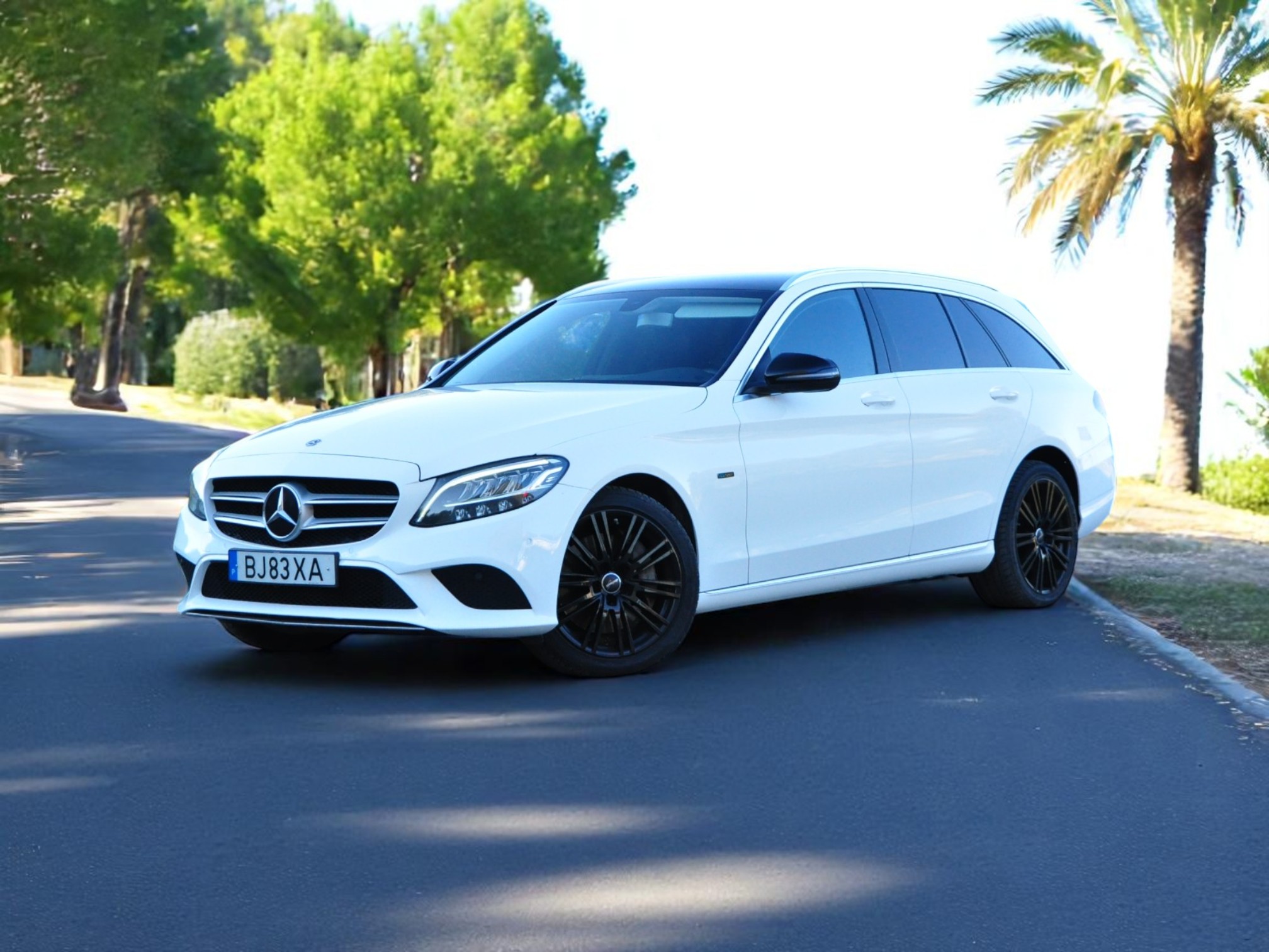 
								Mercedes-Benz C300de 2020 Usada com garantia – Faro Algarve cheio									