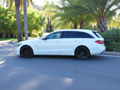 Mercedes-Benz C300de 2020 Usada com garantia – Faro Algarve