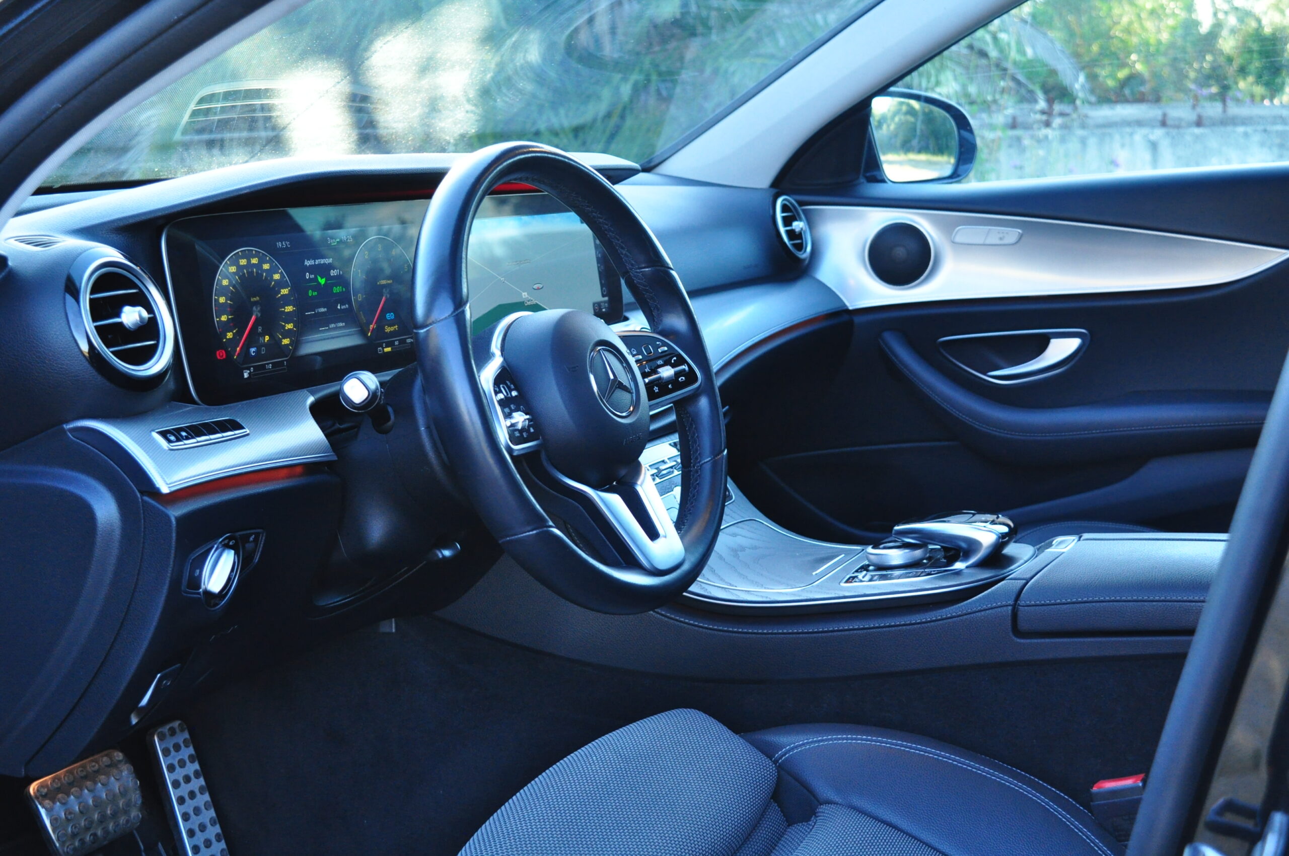 
								Mercedes-Benz E300de 2019 Usado com garantia – Algarve cheio									