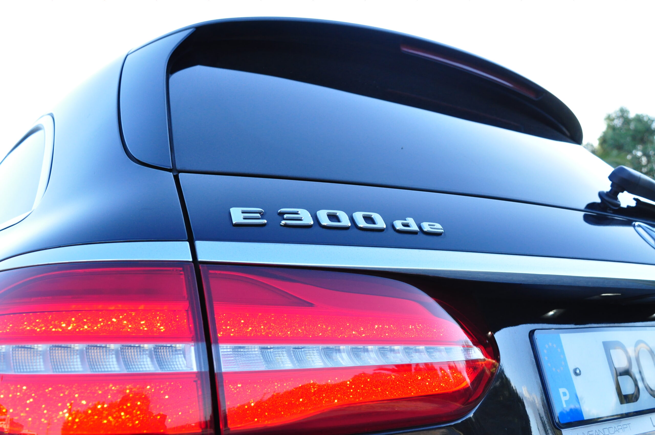 
								Mercedes-Benz E300de 2019 Usado com garantia – Algarve cheio									