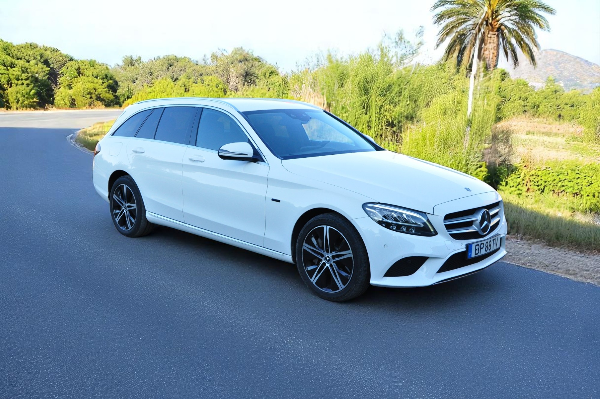 
								Mercedes-Benz C300de Avantgarde 2021 – Carro Usado Algarve cheio									