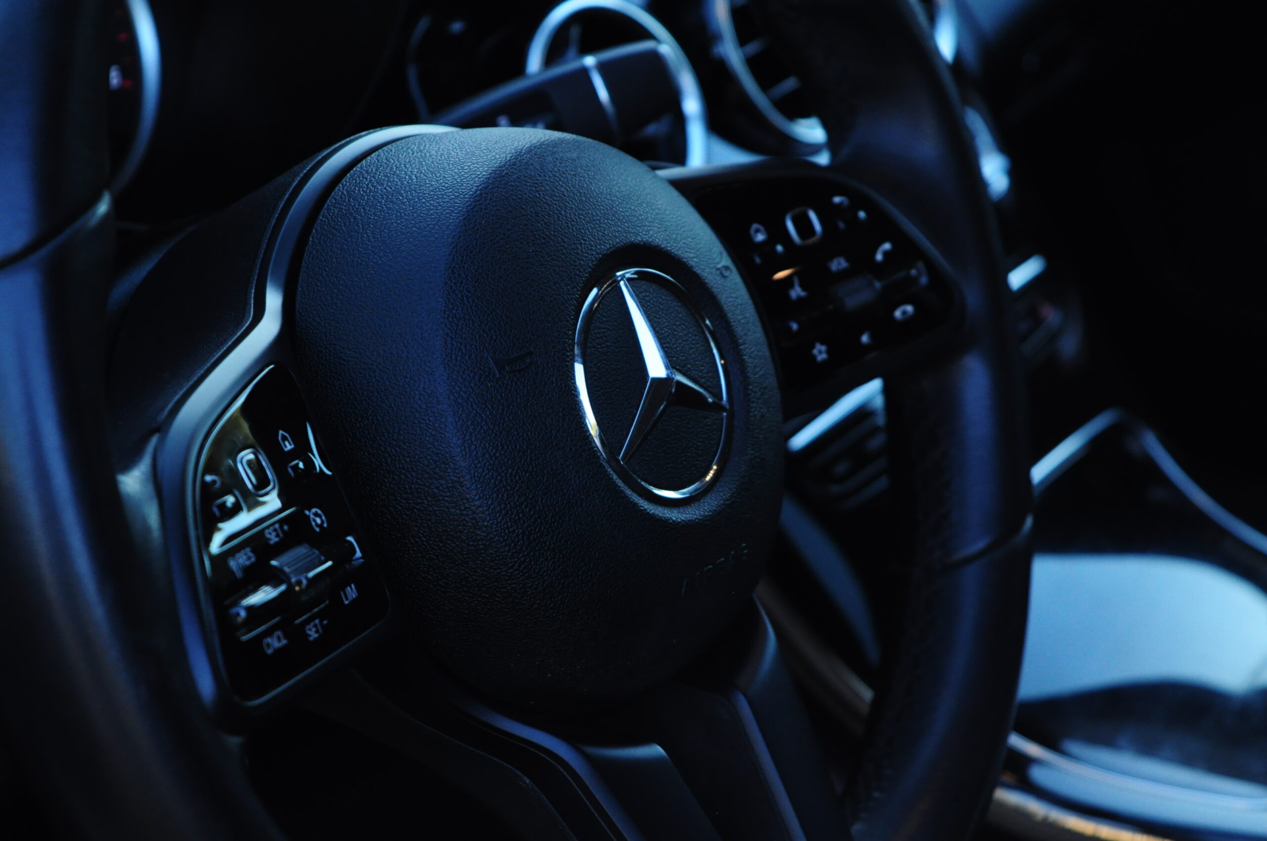 
								Mercedes-Benz C300de Avantgarde 2021 – Carro Usado Algarve cheio									