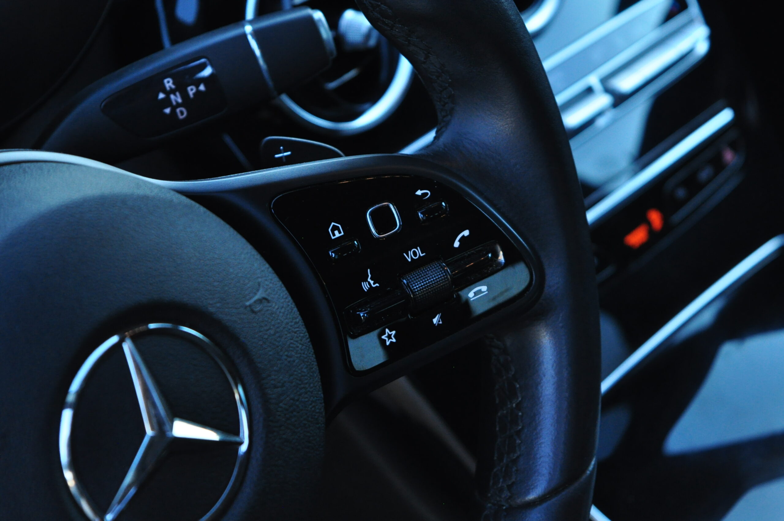 
								Mercedes-Benz C300de Avantgarde 2021 – Carro Usado Algarve cheio									