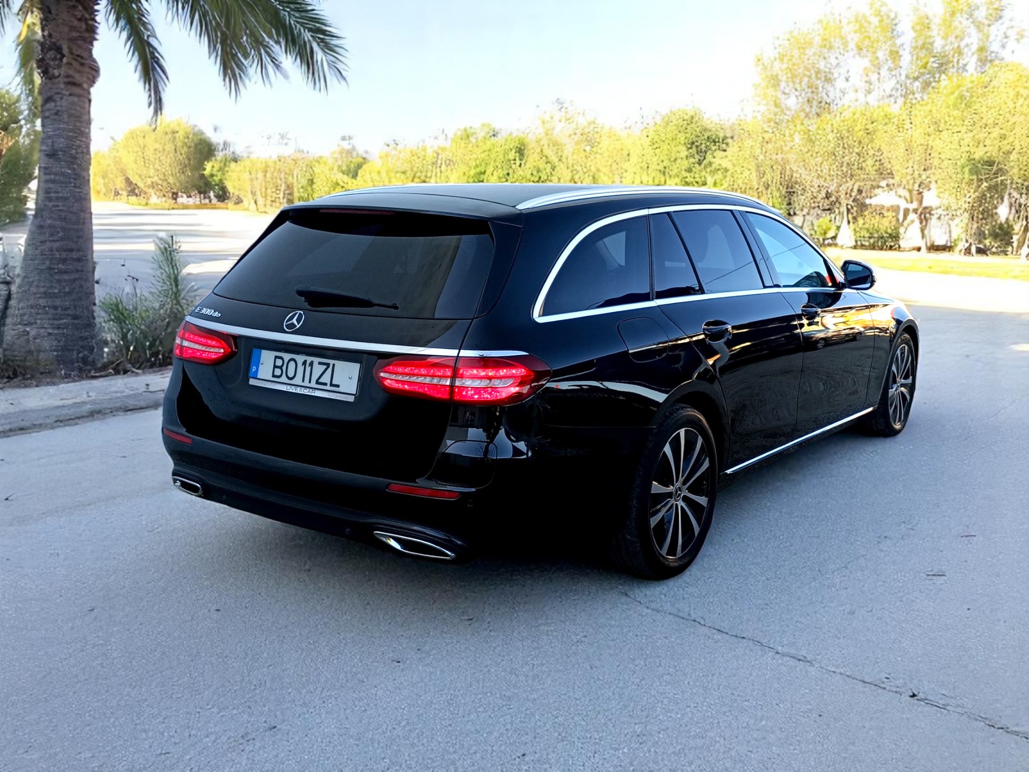 
								Mercedes-Benz E300de Business Solution 2019 Usado – Algarve cheio									