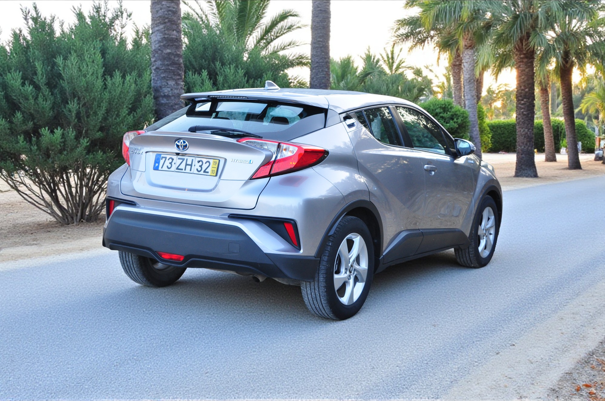 
								Toyota C-HR 1.8 Hybrid Usado com Garantia – Faro Algarve cheio									