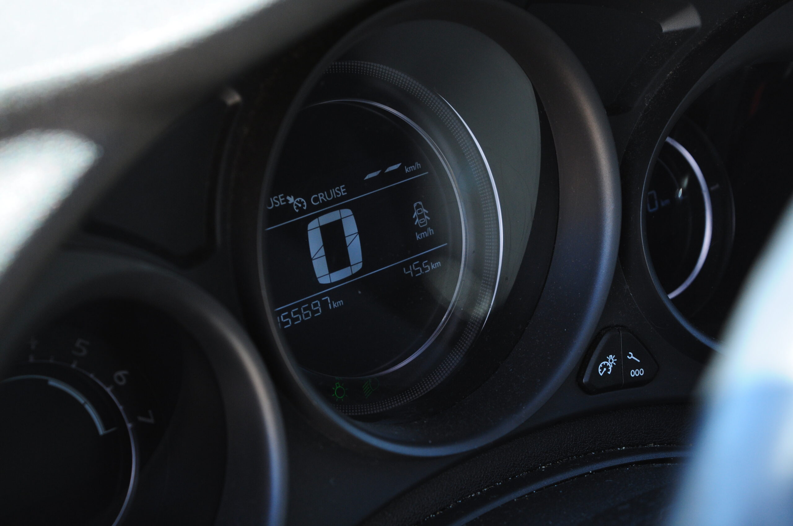 
								Citroen C4 BlueHDI Usado com Garantia Algarve cheio									