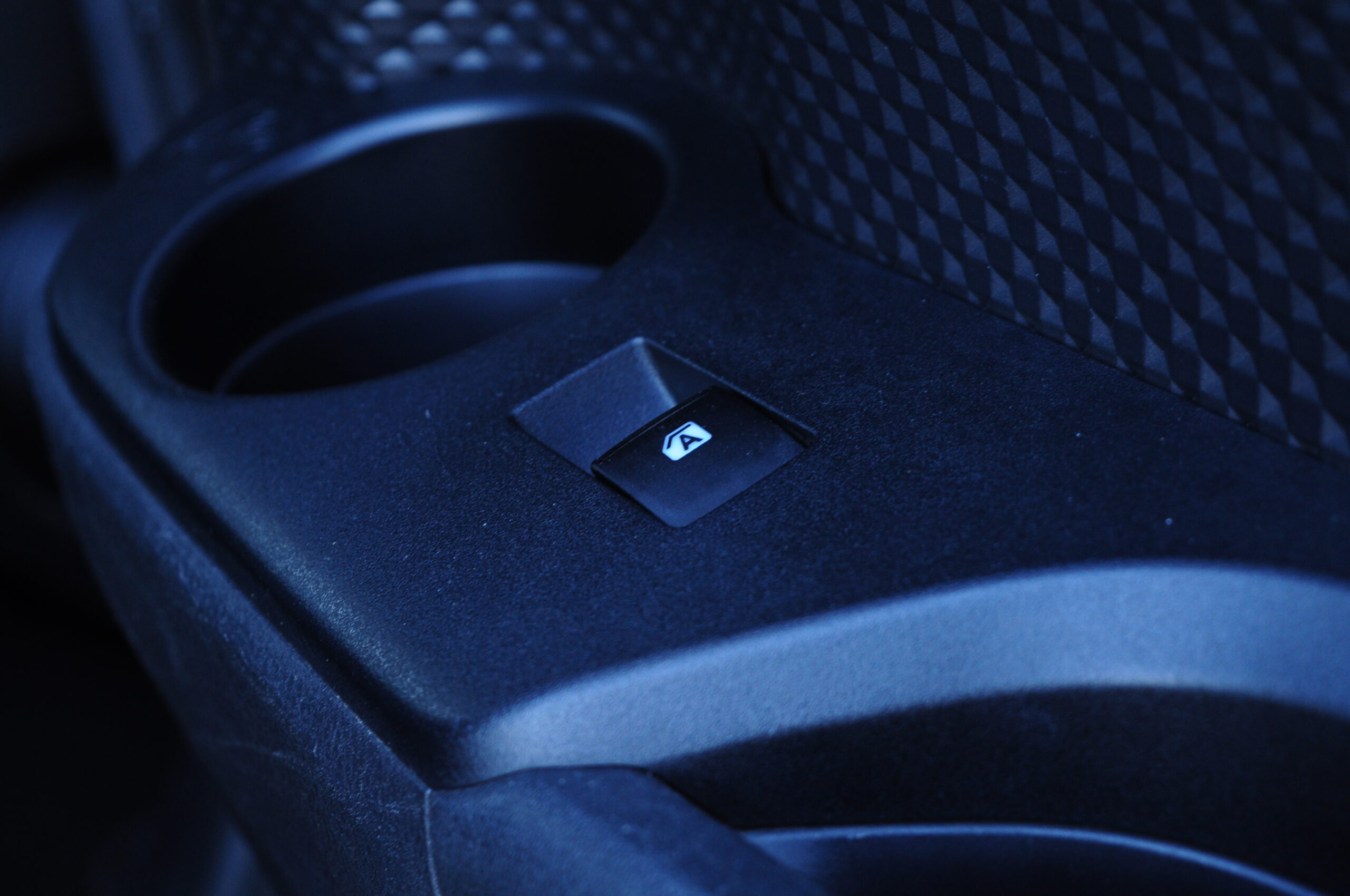 
								Toyota C-HR 1.8 Hybrid Usado com Garantia – Faro Algarve cheio									