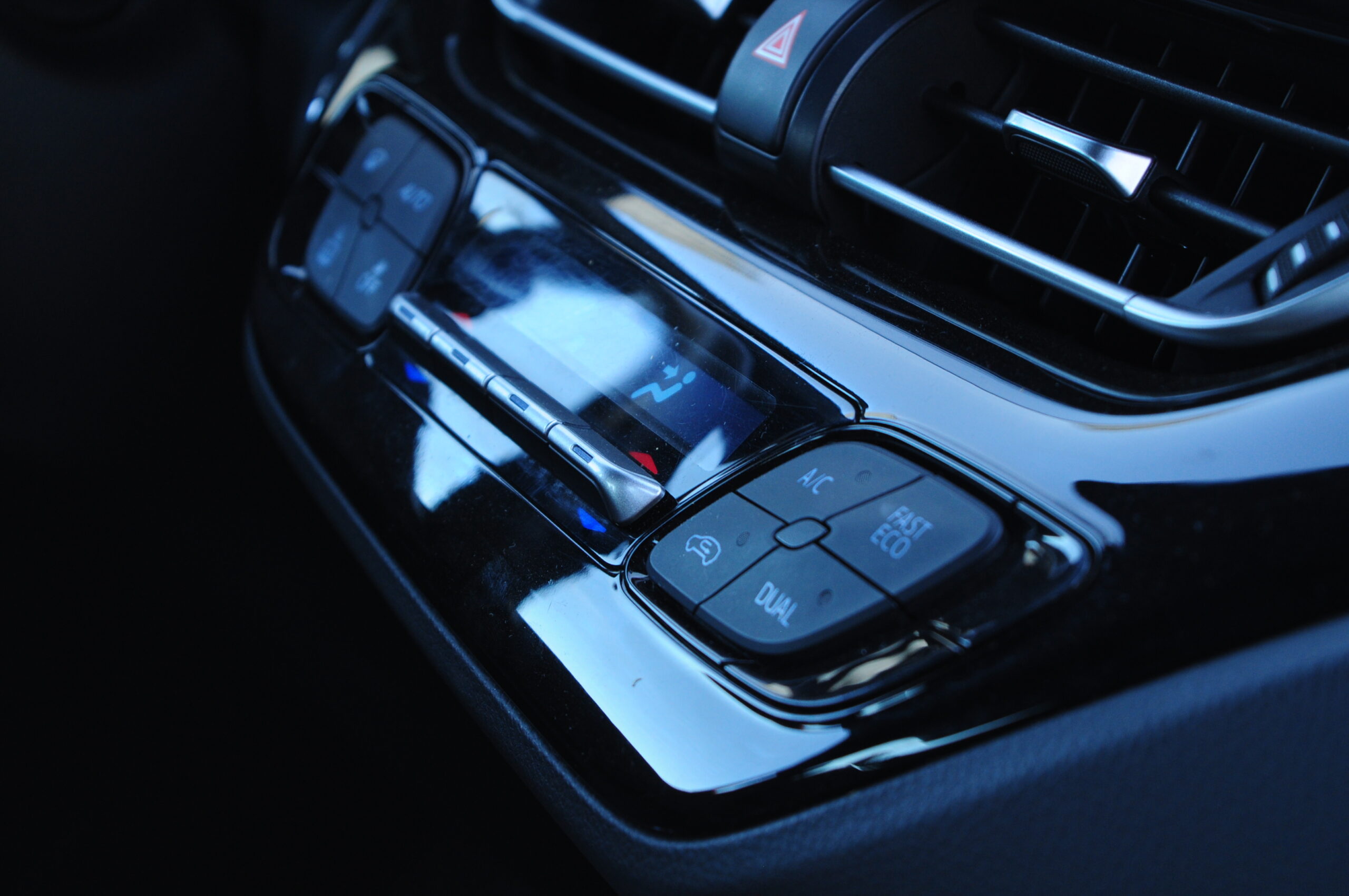 
								Toyota C-HR 1.8 Hybrid Usado com Garantia – Faro Algarve cheio									