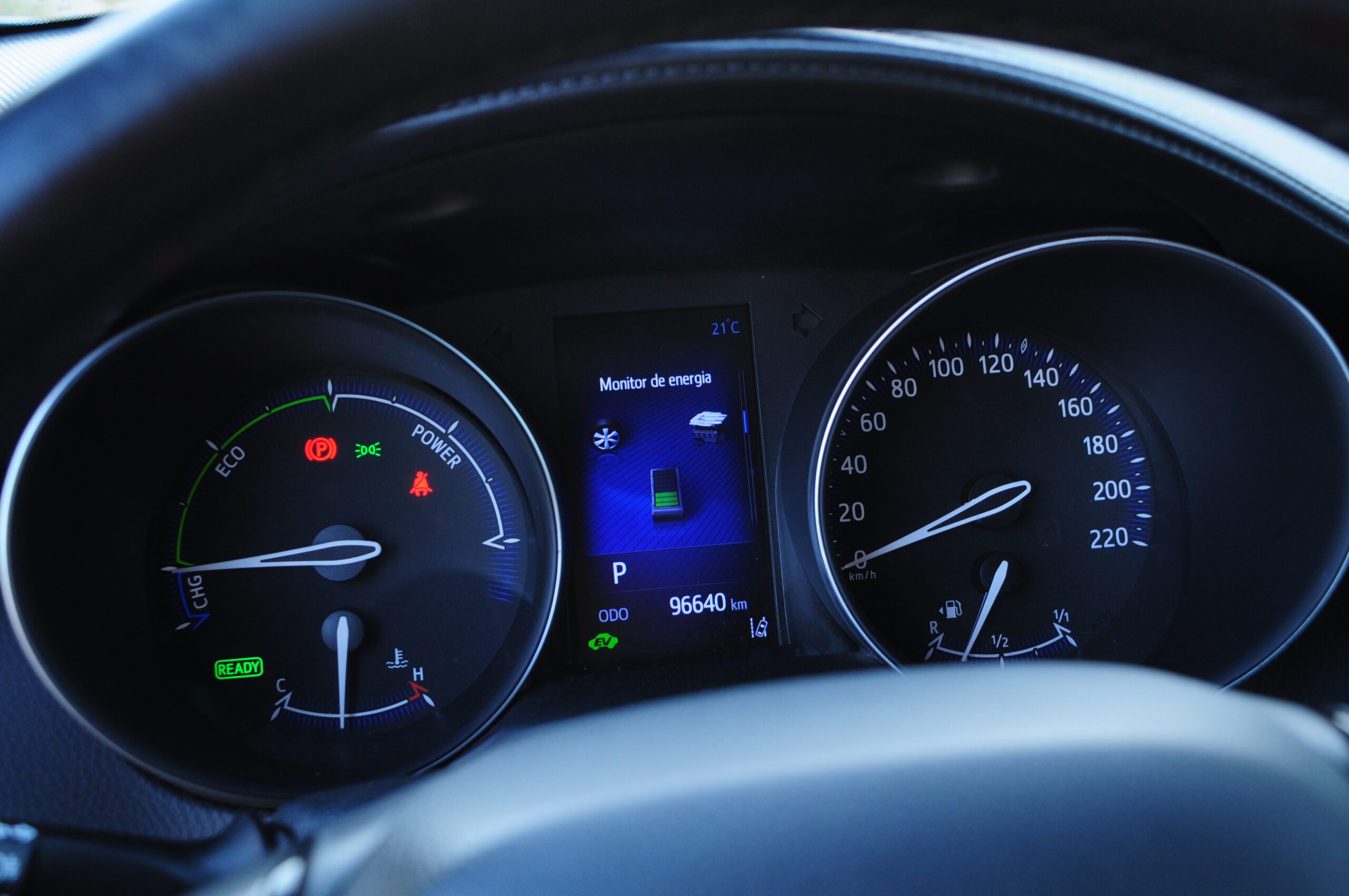 
								Toyota C-HR 1.8 Hybrid Usado com Garantia – Faro Algarve cheio									