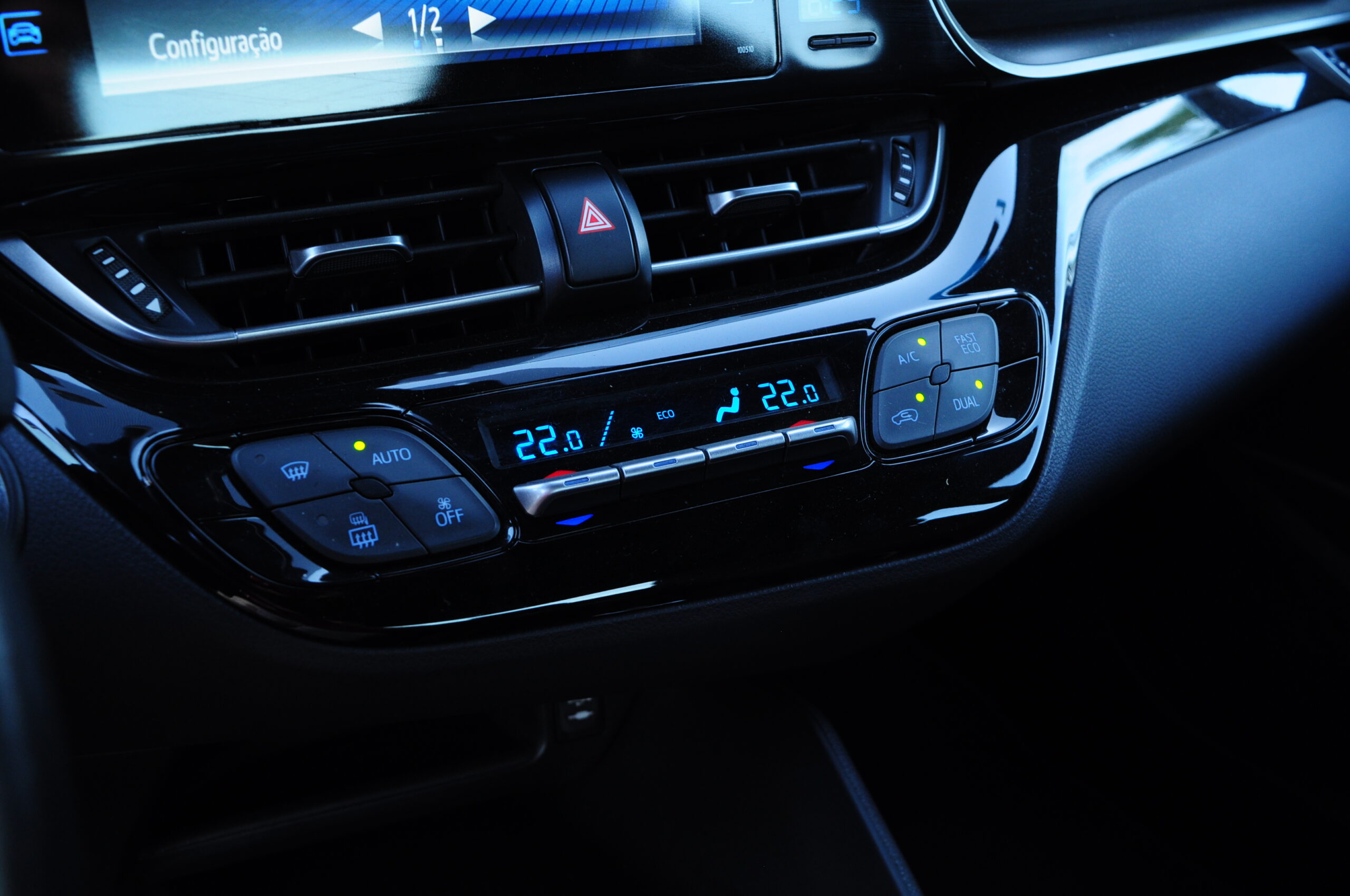 
								Toyota C-HR 1.8 Hybrid Usado com Garantia – Faro Algarve cheio									