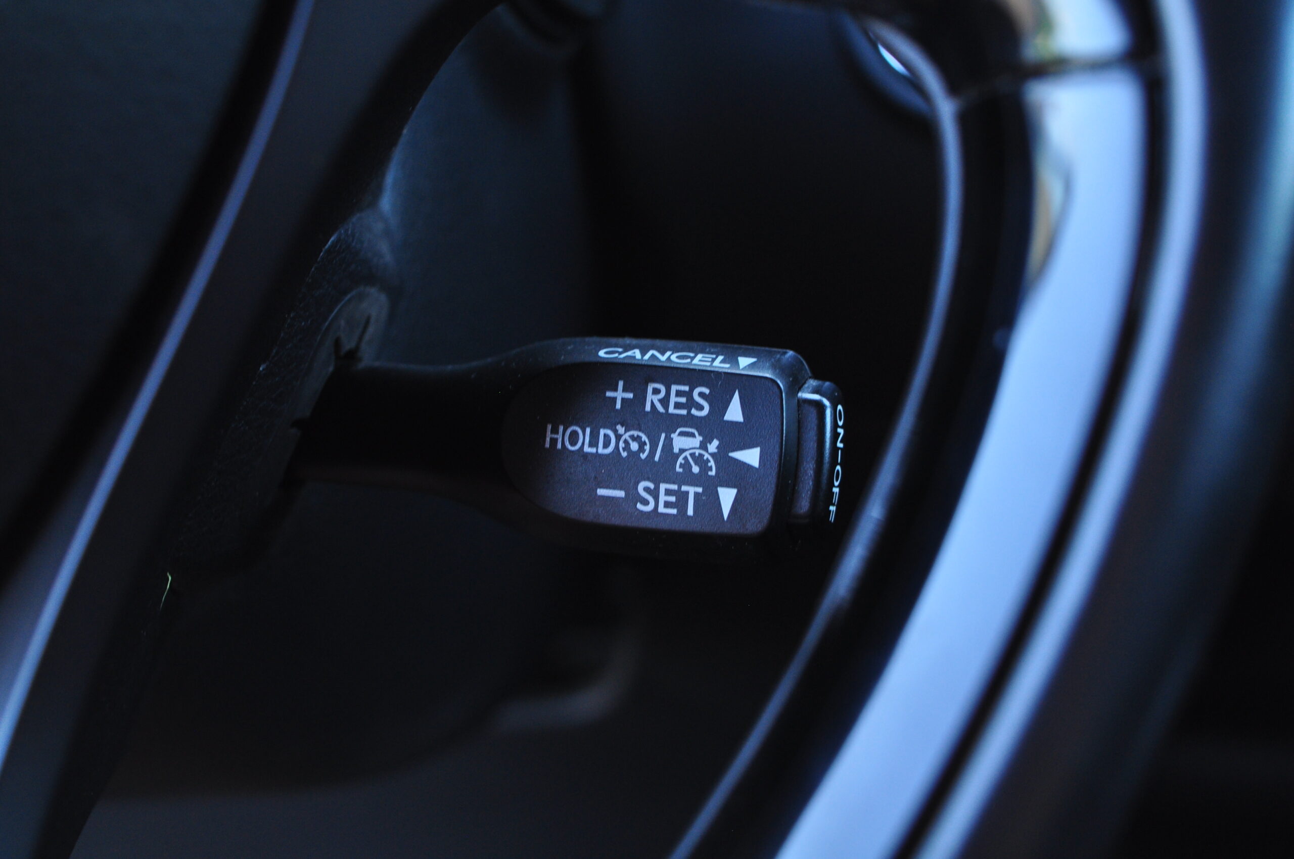 
								Toyota C-HR 1.8 Hybrid Usado com Garantia – Faro Algarve cheio									