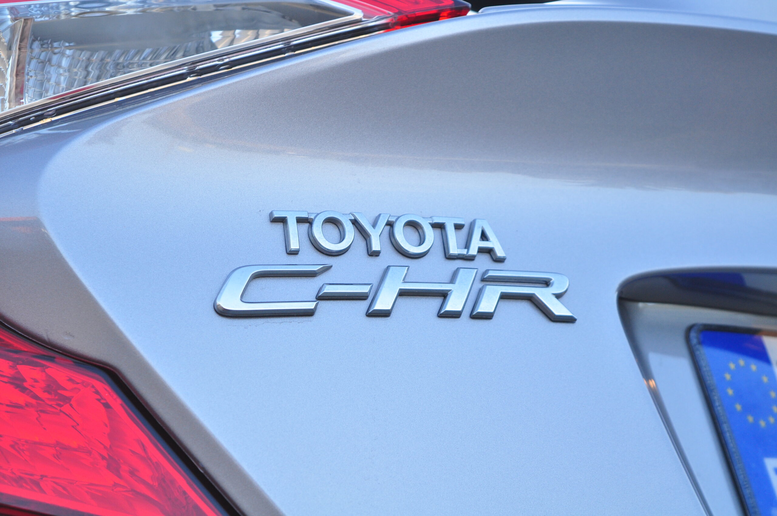 
								Toyota C-HR 1.8 Hybrid Usado com Garantia – Faro Algarve cheio									