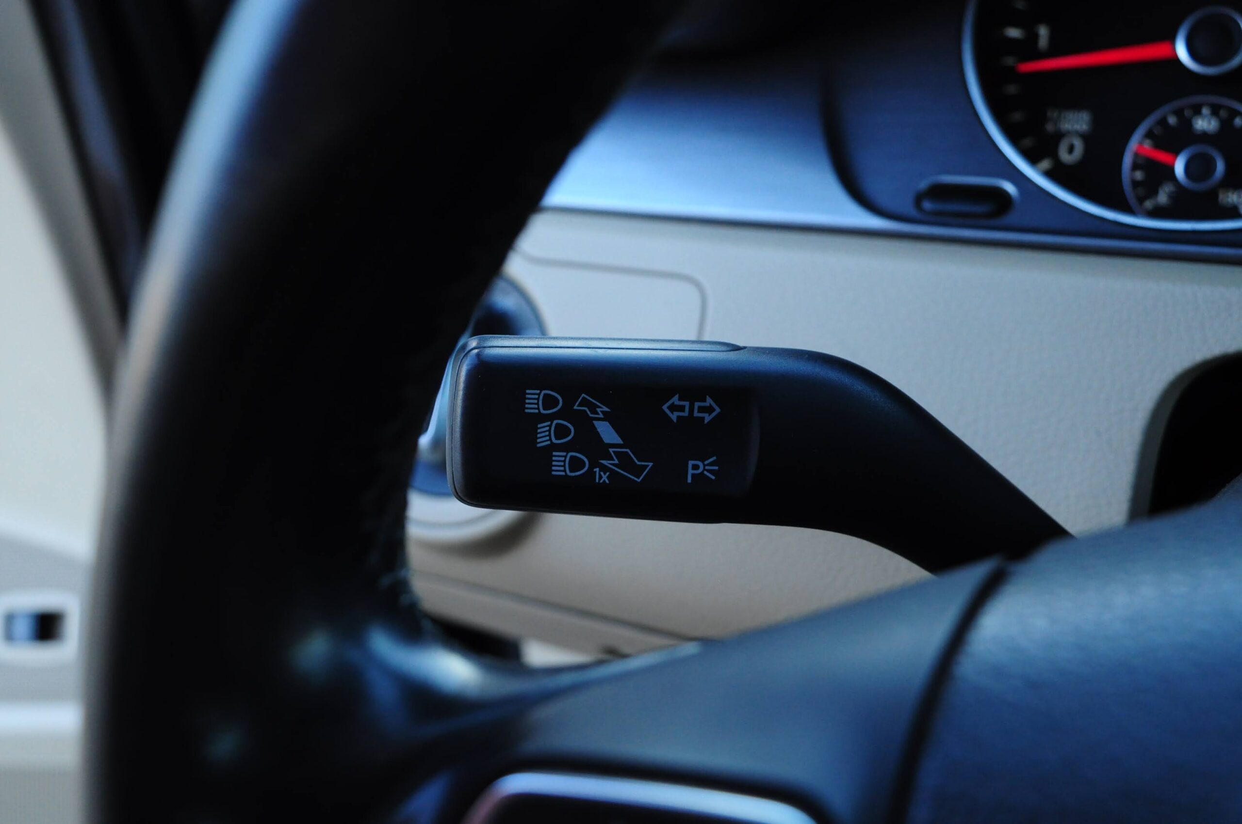 
								VOLKSWAGEN PASSAT B7 VARIANT 1.6 TDI Usado com Garantia cheio									