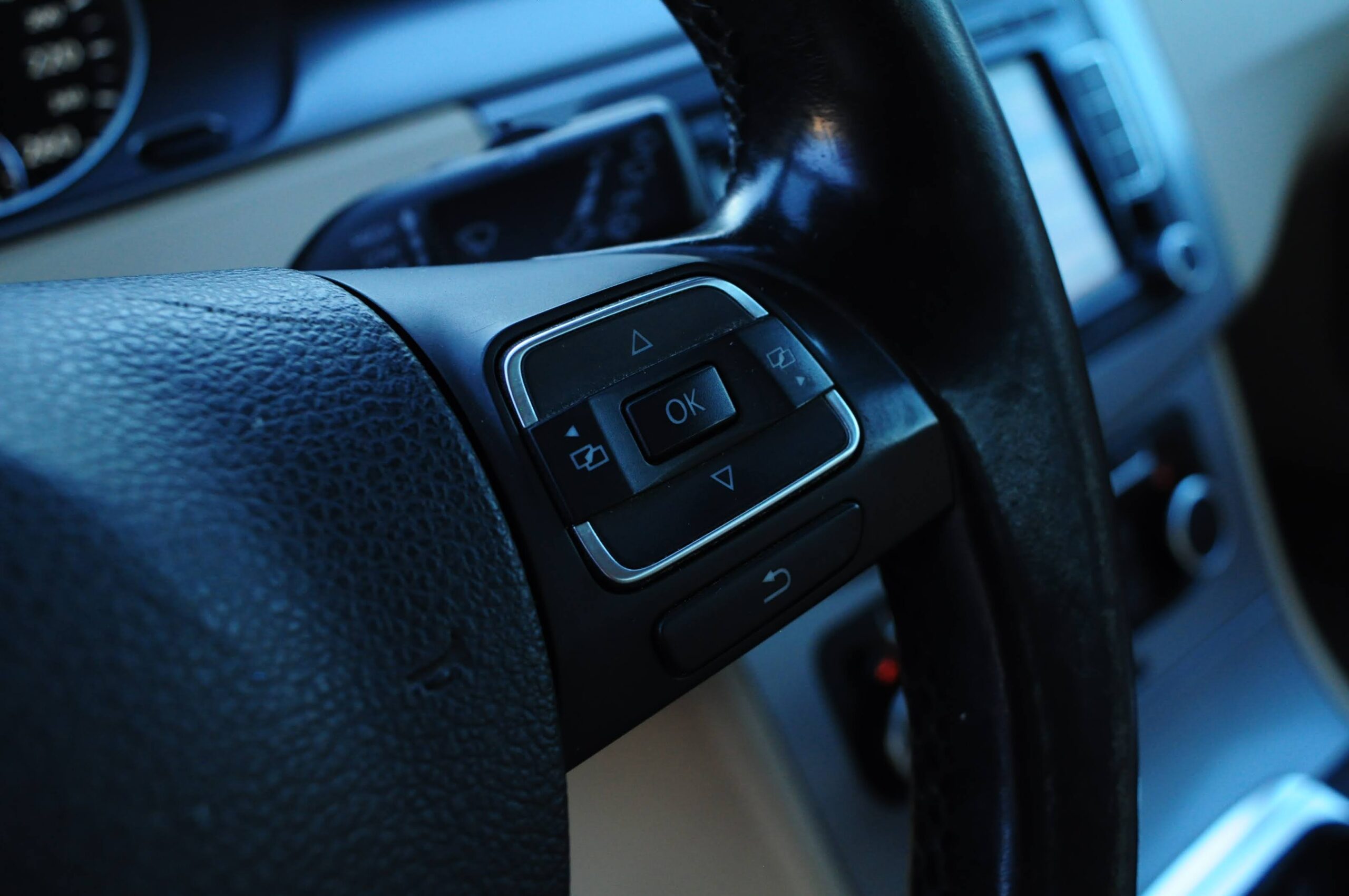 
								VOLKSWAGEN PASSAT B7 VARIANT 1.6 TDI Usado com Garantia cheio									