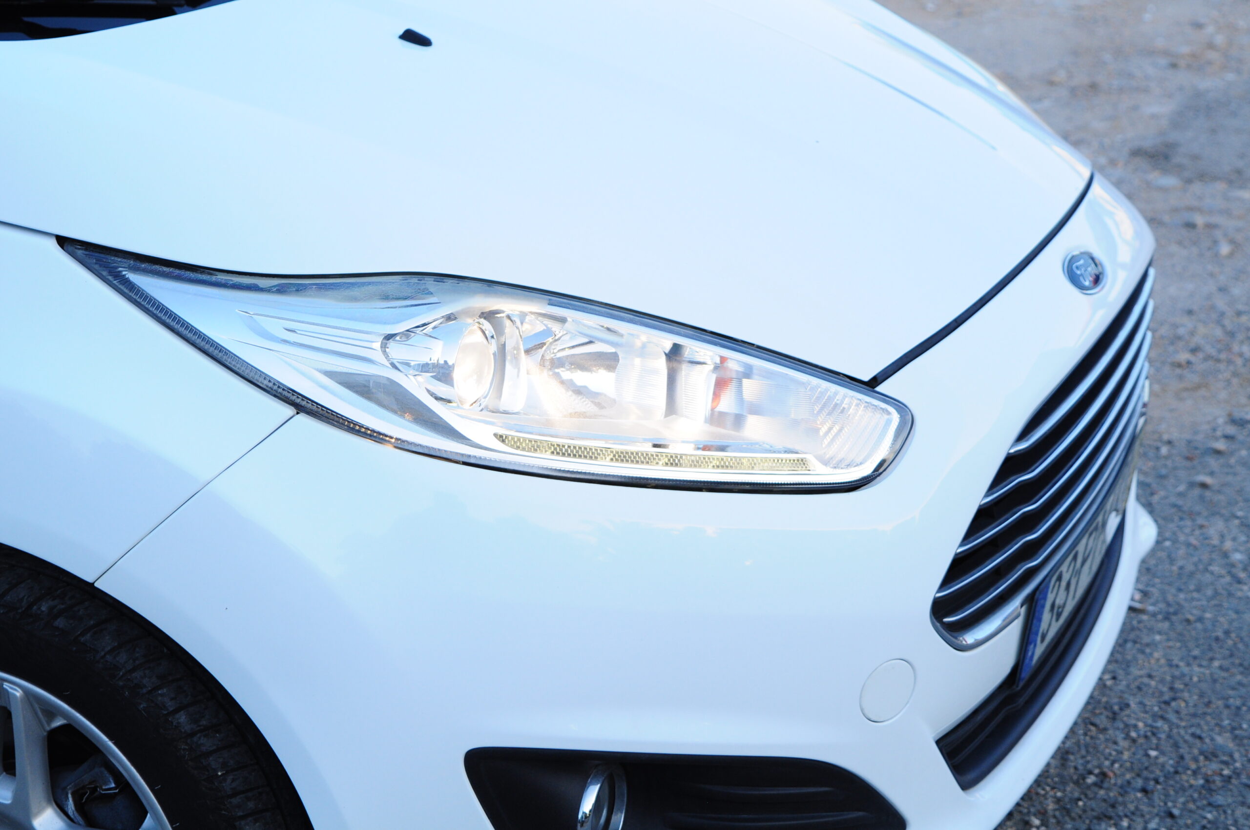 
								FORD Fiesta 1.0 2015 Usado Faro Algarve cheio									