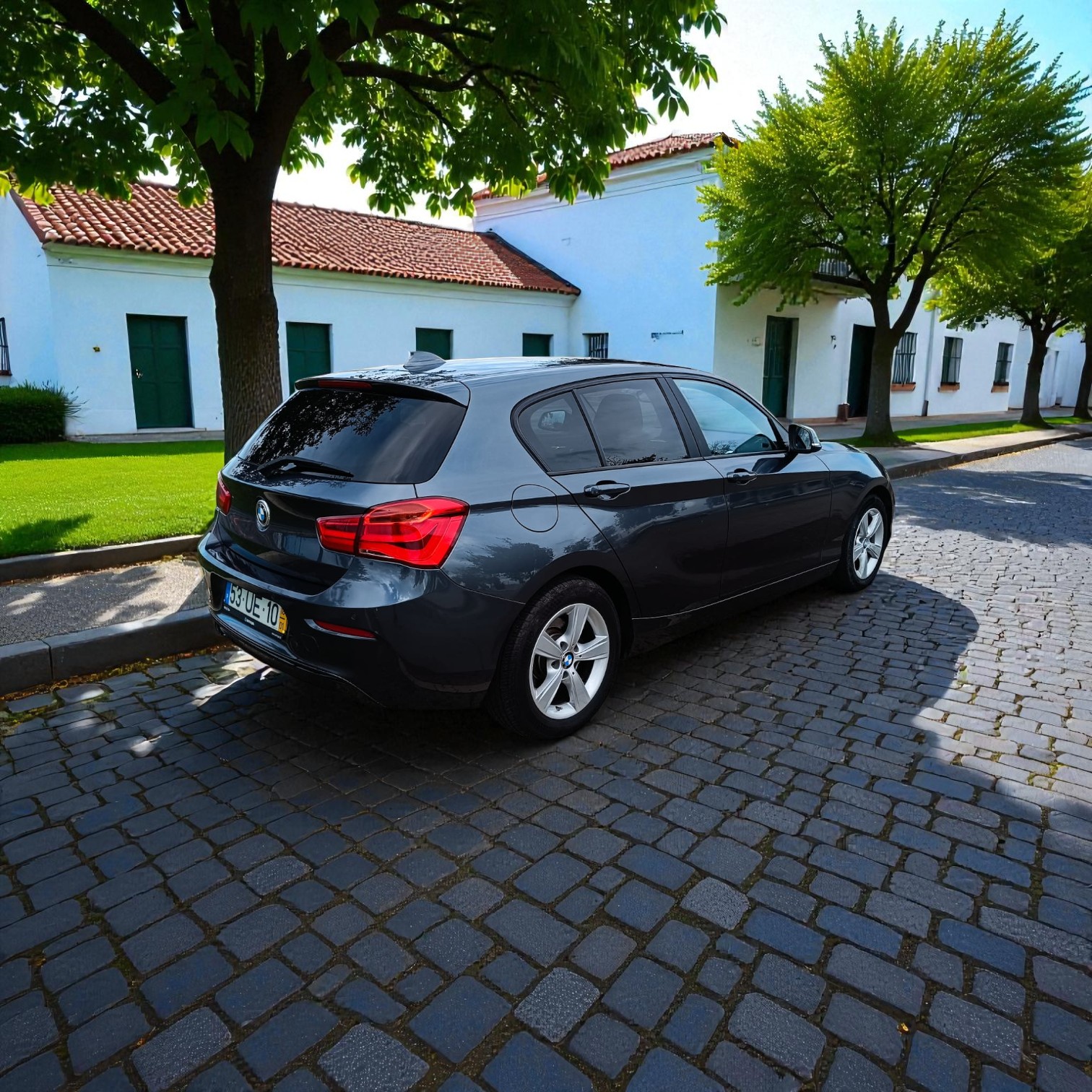 BMW 116d Sport 2018 Gasóleo com Garantia Faro Algarve